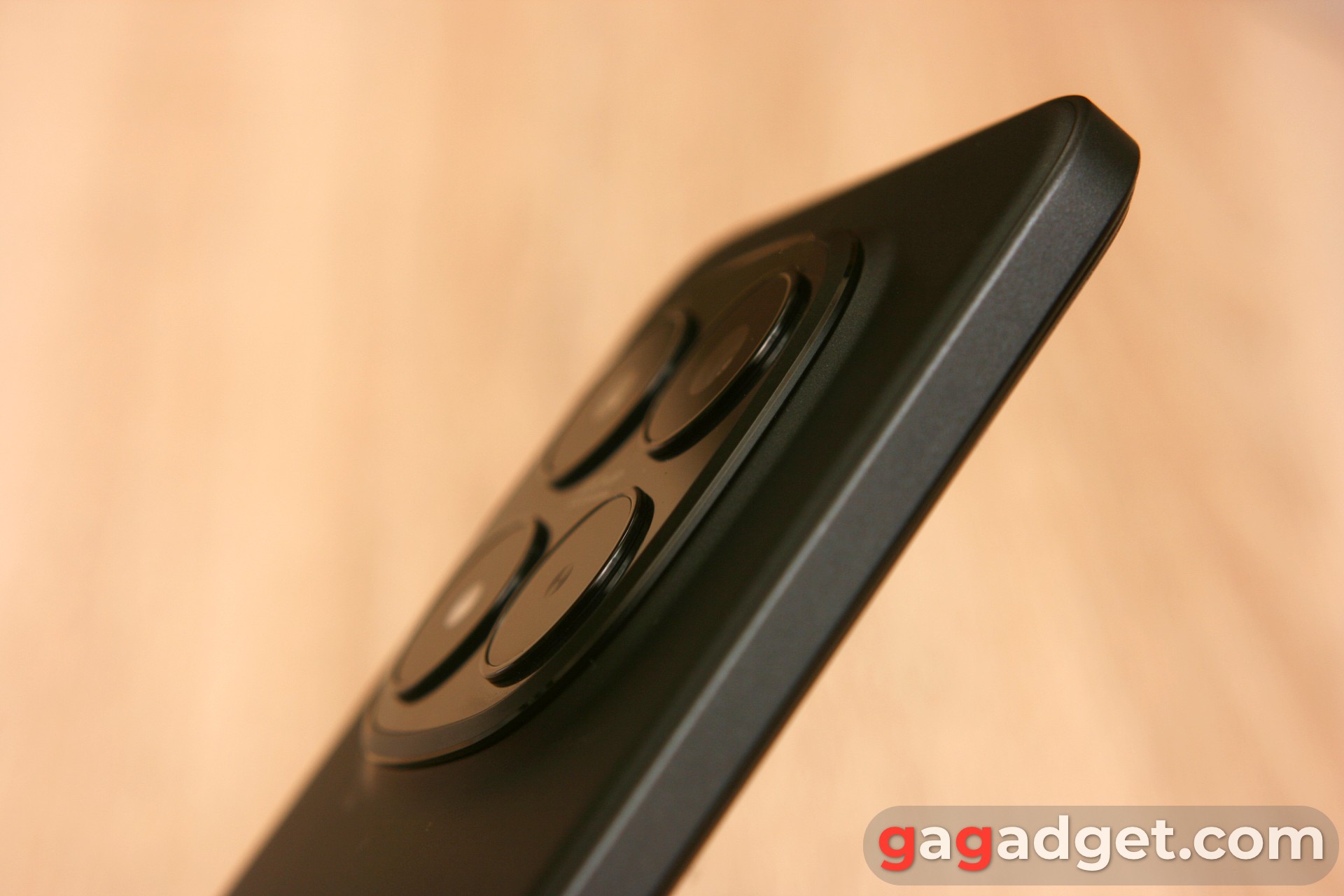 Левая сторона Redmi Note 15