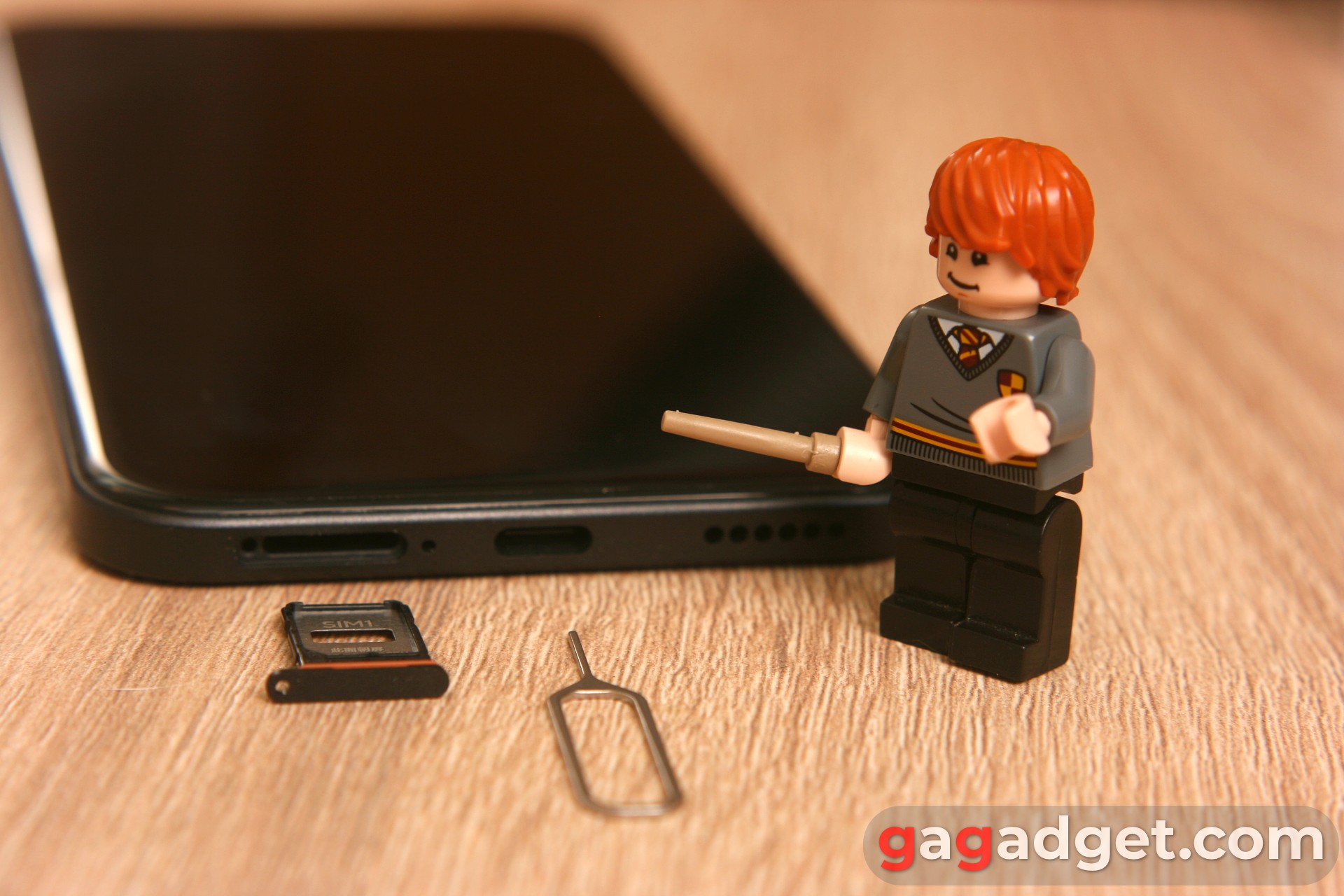 SIM-лоток у Redmi Note 15 Pro+ 5G