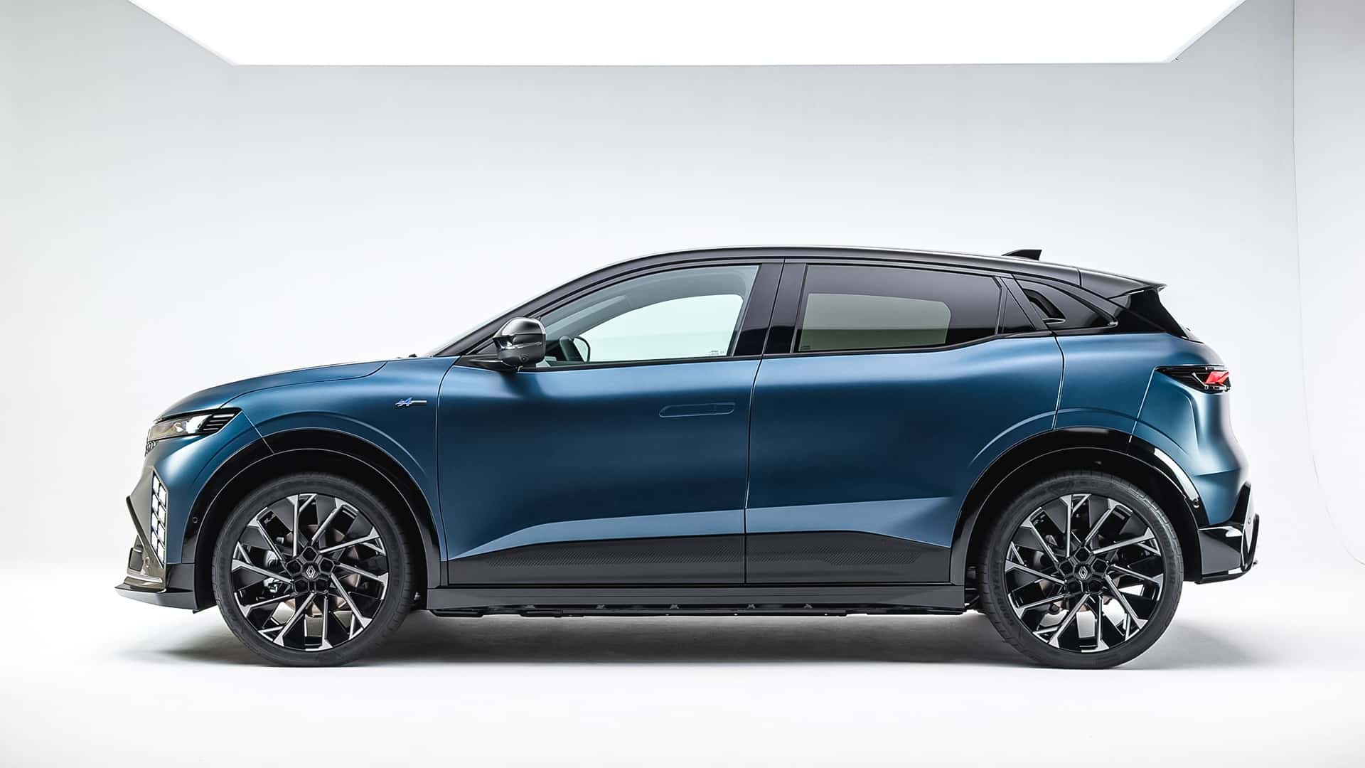 Renault Megane E-Tech Electric обновленный дизайн