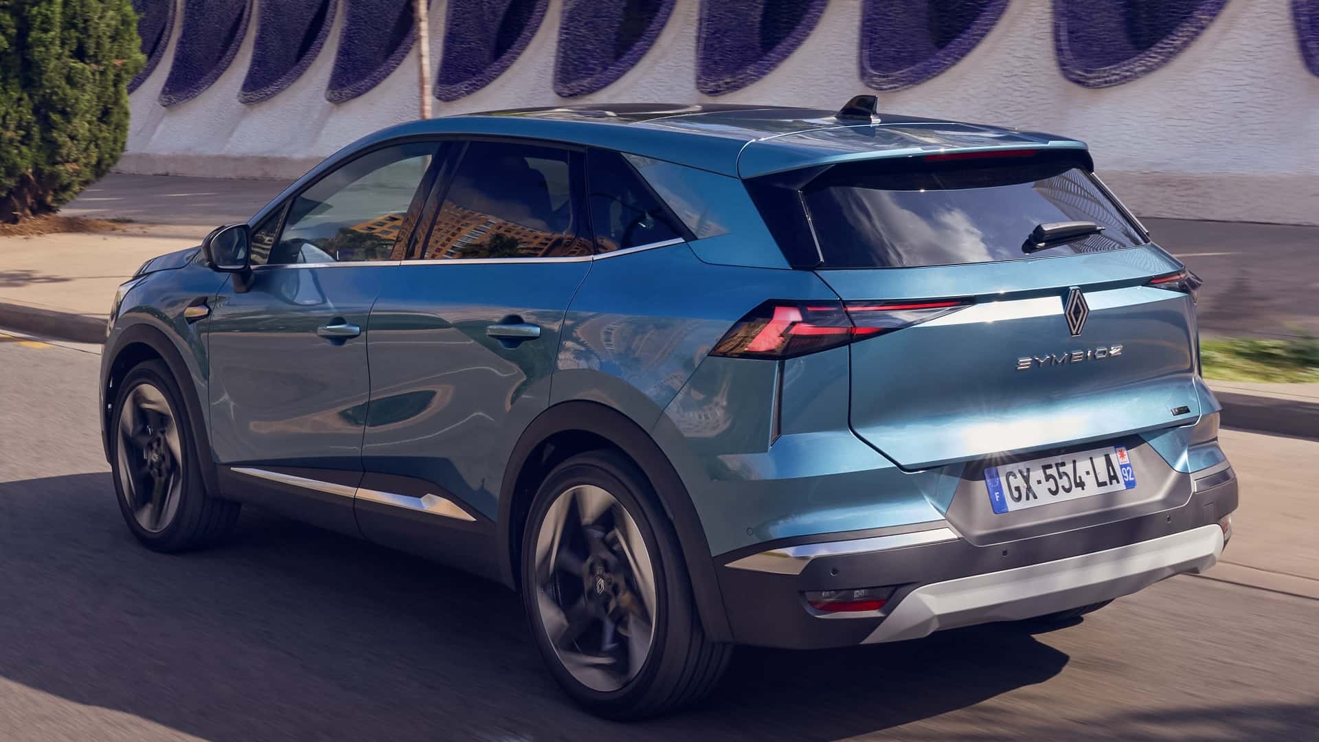 Renault Symbioz 2024 - вид сбоку