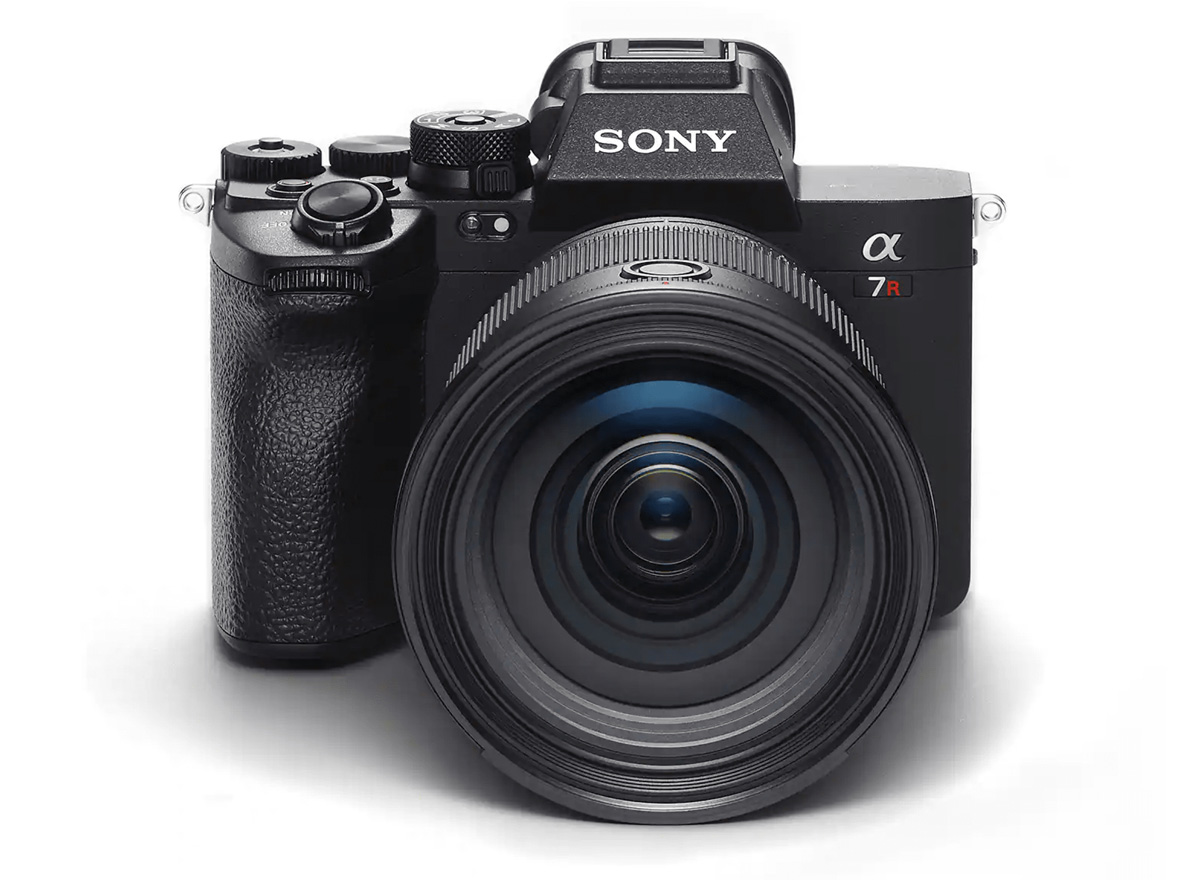 Професійна камера Sony A7R5