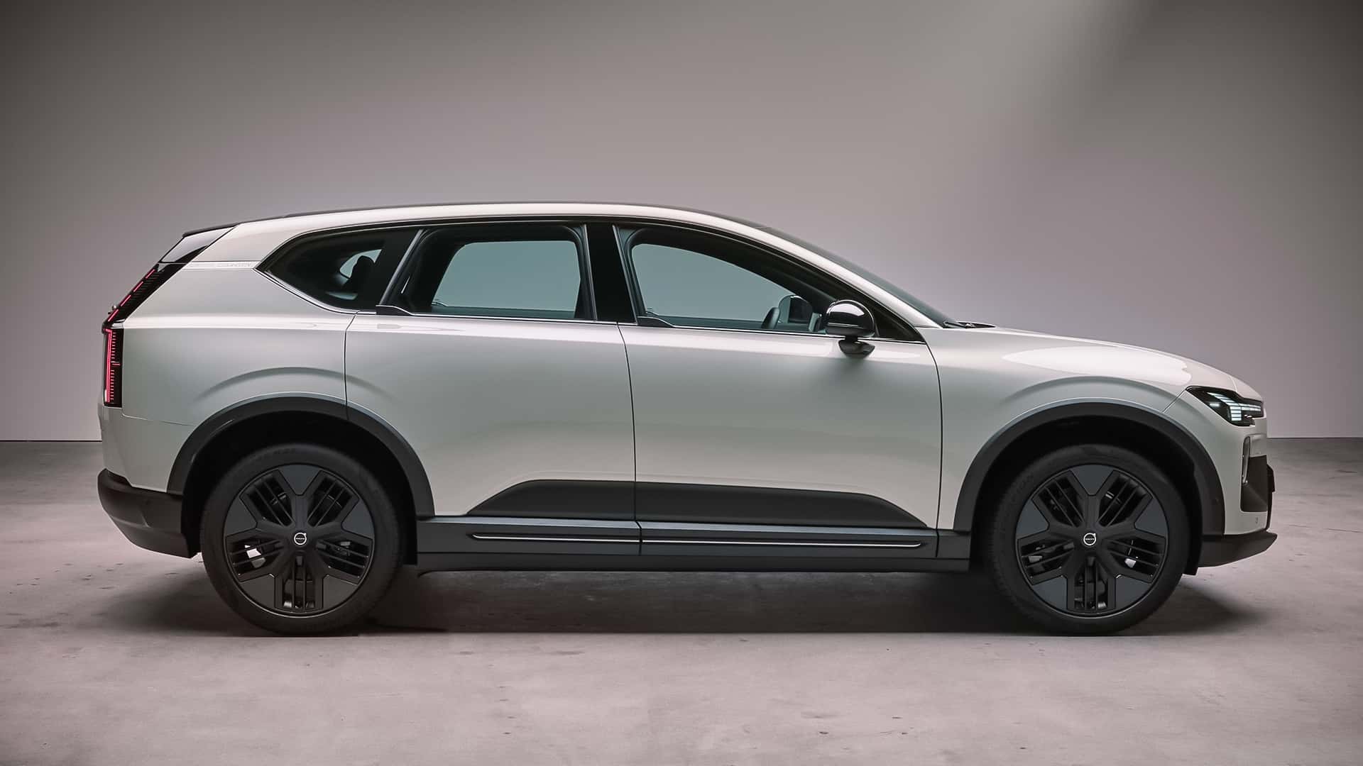 Детали Volvo EX60 Cross Country