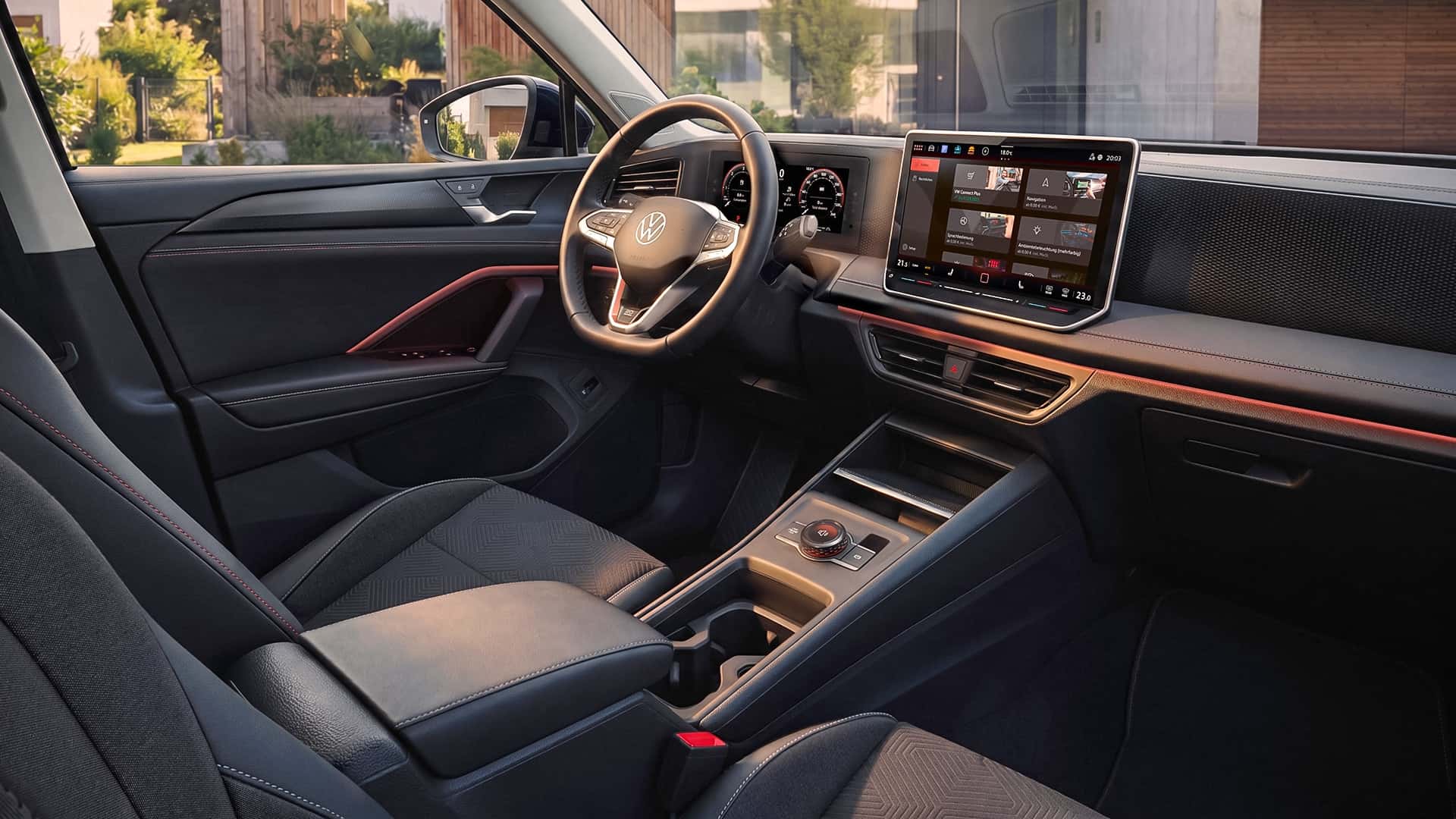 Детали интерьера Volkswagen Tiguan Edition 20