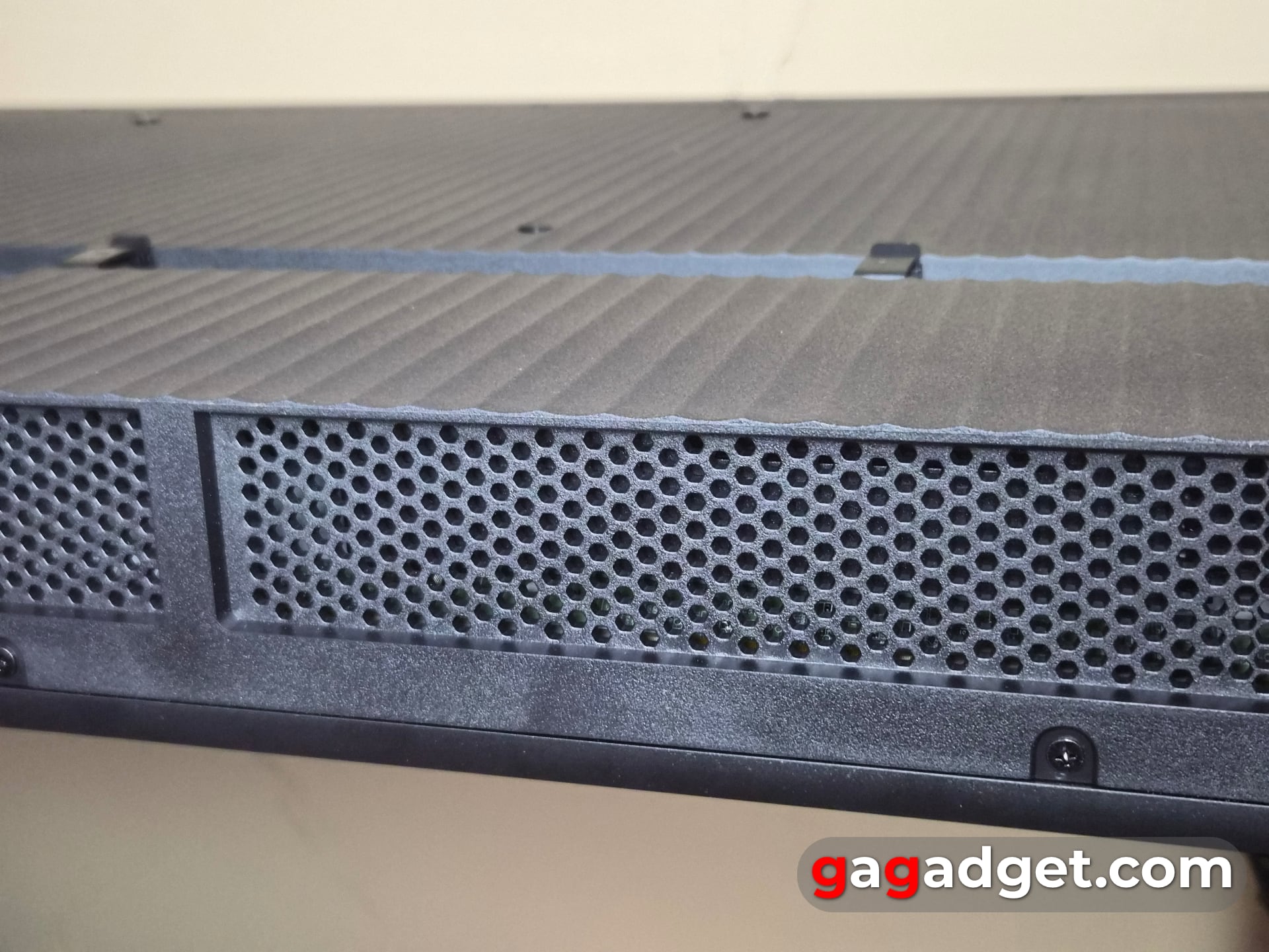 Для тих, хто знає чого хоче: огляд QLED-телевізора Xiaomi TV S Pro Mini LED 2026-9