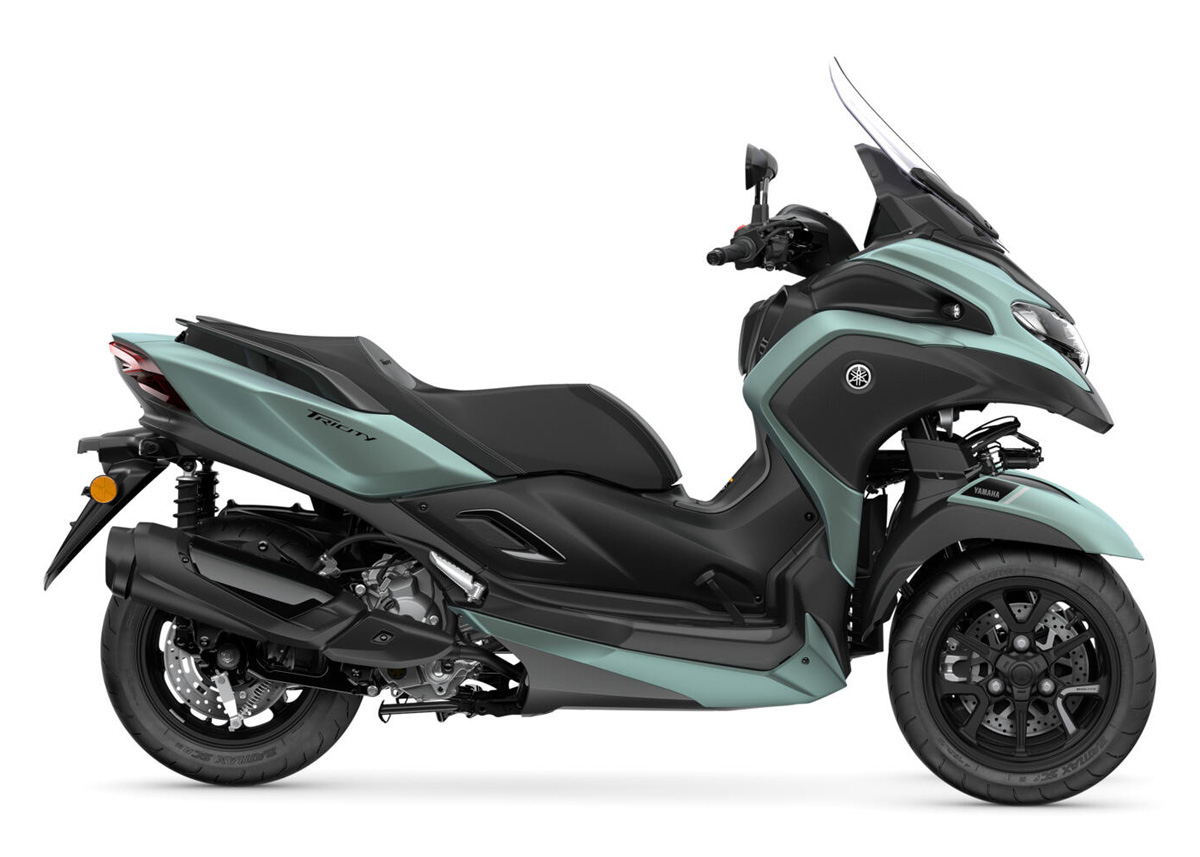 Yamaha Tricity 300 на дорозі